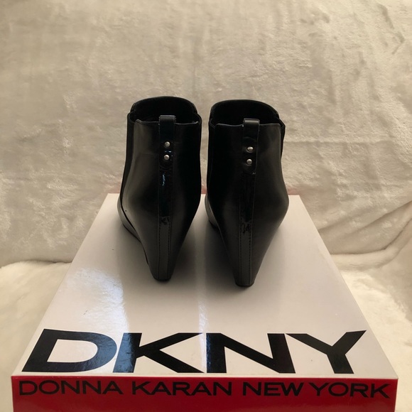 DKNY boots - Picture 3 of 7
